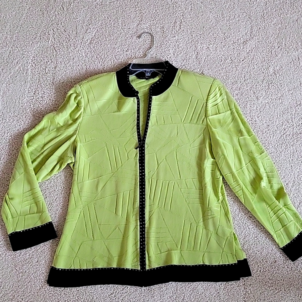 Plus Size Ming Wang zippered sweater jacket.